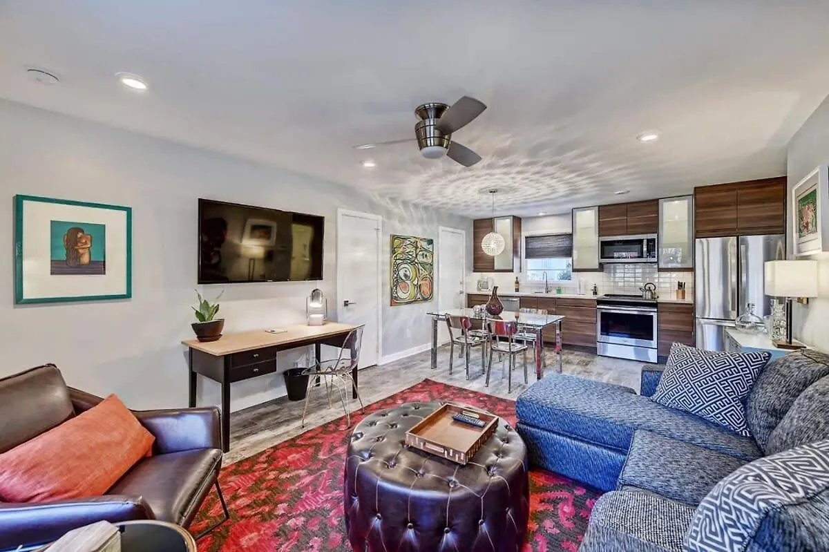 Comfortable And Stylish Condo Near Myers Park Σάρλοτ Σπίτι διακοπών